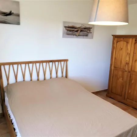 Le Vieil Olivier 5 Apartamento