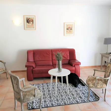 Le Vieil Olivier 5 Apartamento *